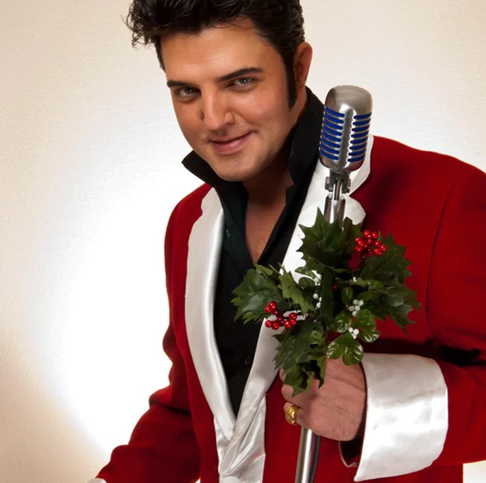 A Legends in Concert performer