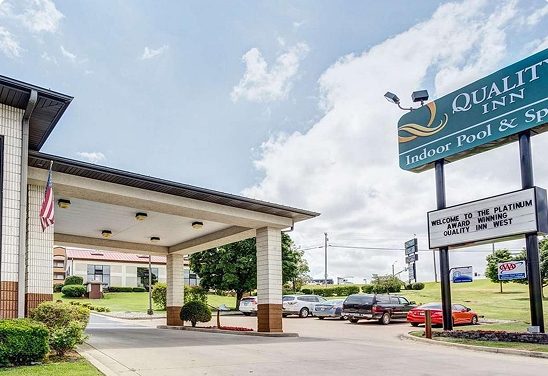What are the best country shows in Branson, MO?